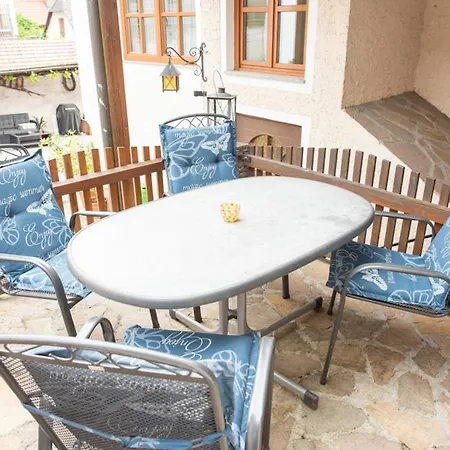 Nocleg ze śniadaniem Gaestehaus Schuetz Spitz an der Donau