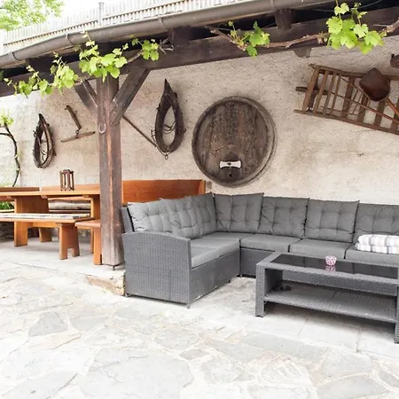 Gaestehaus Schuetz *