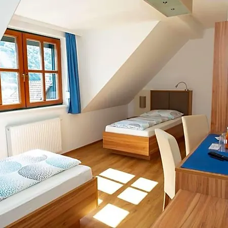 Gaestehaus Schuetz
