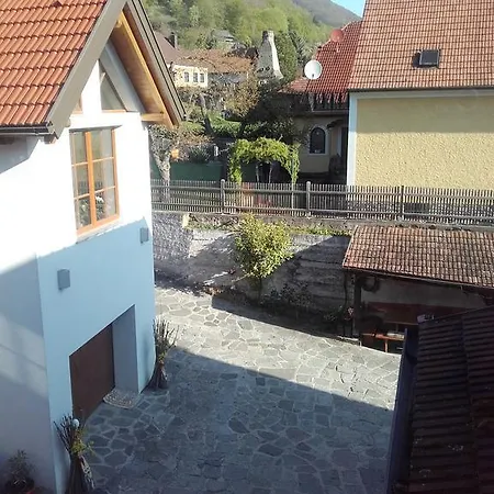 Frühstückspension Schütz *