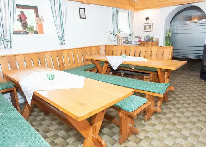 Gaestehaus Schuetz 3*